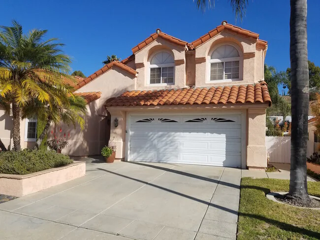 1446 Portofino Dr photo 3