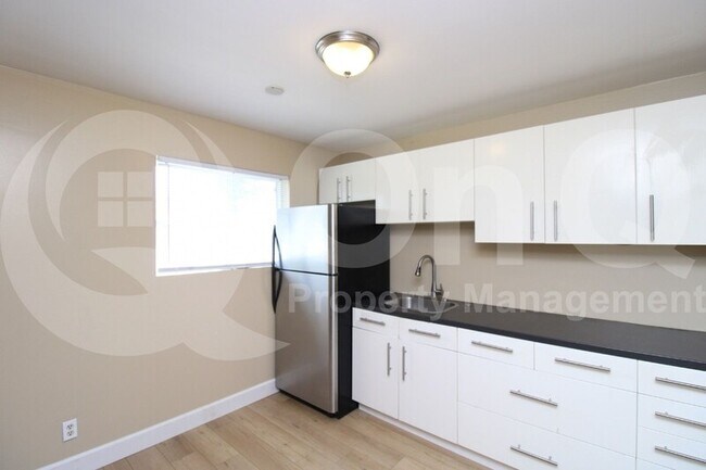 1505 N Alma School Rd Chandler, AZ 85224 photo 3
