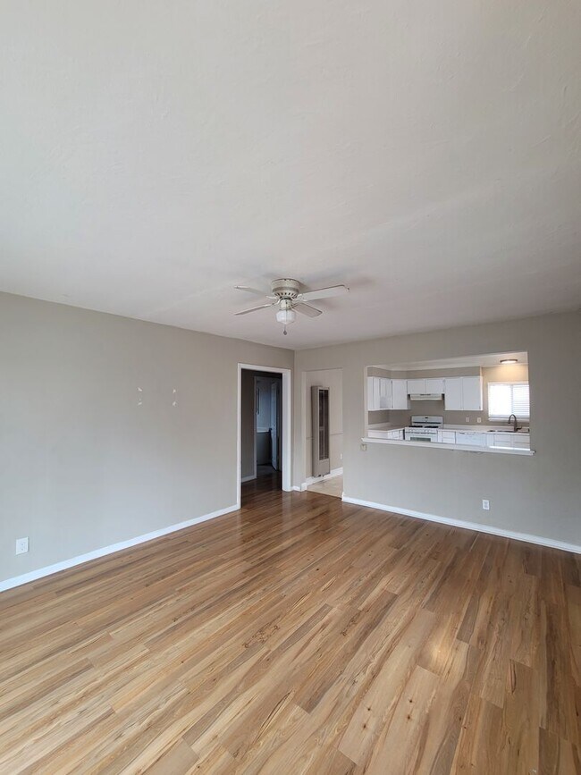 32 O Neil Ct Oakley, CA 94561 photo 2