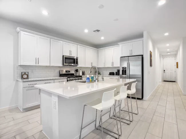 11343 S 50th Ave Phoenix, AZ 85339 photo 4