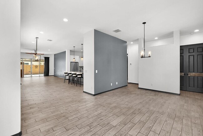 369 W Glacier Bay Dr photo 5