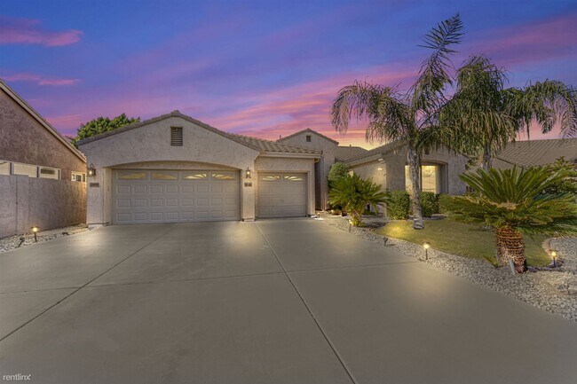 2600 S Leonard Pl Chandler, AZ 85286 photo 2