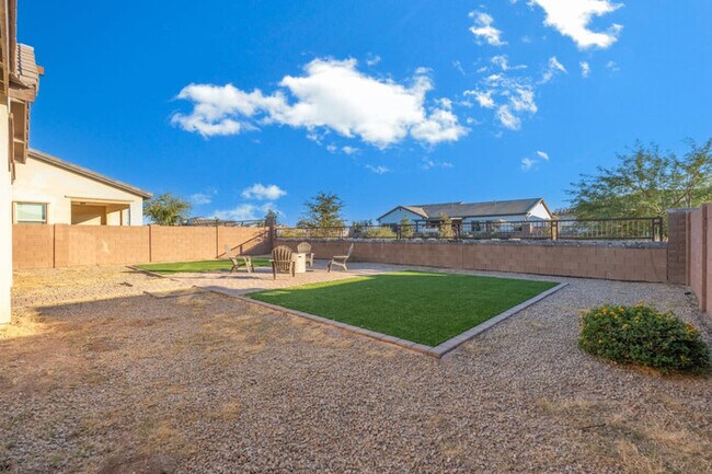21161 E Superstition Dr Queen Creek, AZ 85142 photo 4