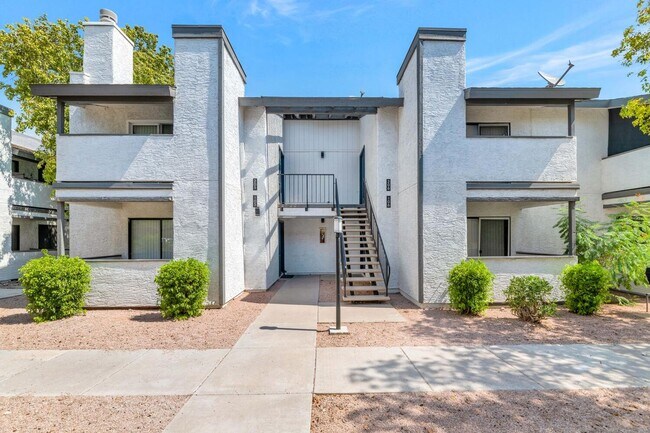 1221 N 85th Pl Scottsdale, AZ 85257 photo 2
