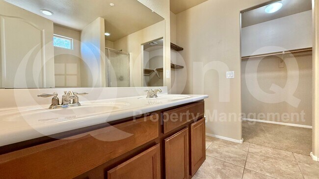 13585 N 87th Dr Peoria, AZ 85381 photo 5