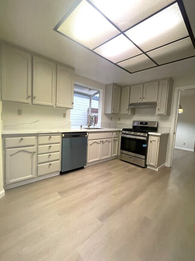 34617 Winslow Terrace Fremont, CA 94555 photo 5