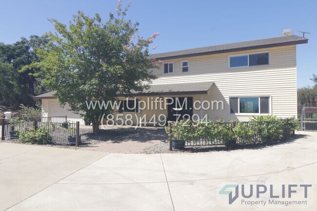 15436 Las Manzanitas Rd Ramona, CA 92065