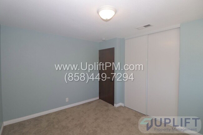 15436 Las Manzanitas Rd Ramona, CA 92065 photo 4