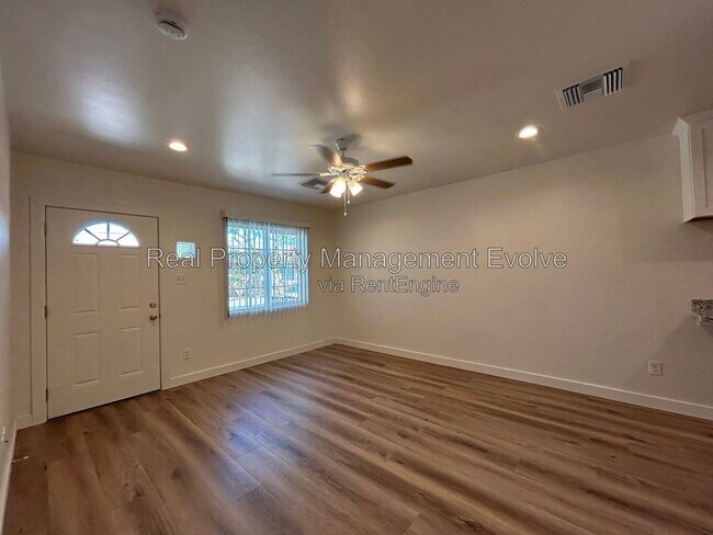 338 W Highland Ave Phoenix, AZ 85013 photo 5