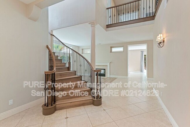10570 Gaylemont Ln San Diego, CA 92130 photo 2