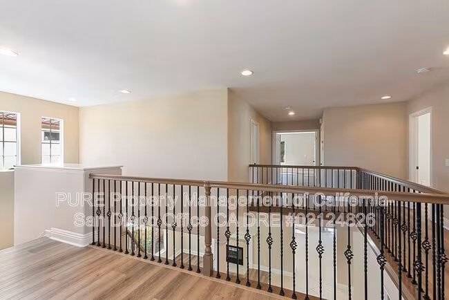 10570 Gaylemont Ln San Diego, CA 92130 photo 4