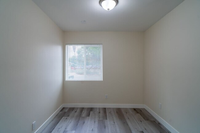 4953 Baja Ct San Diego, CA 92115 photo 5