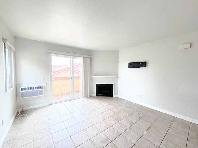 207 Woodland Pkwy San Marcos, CA 92069 photo 5