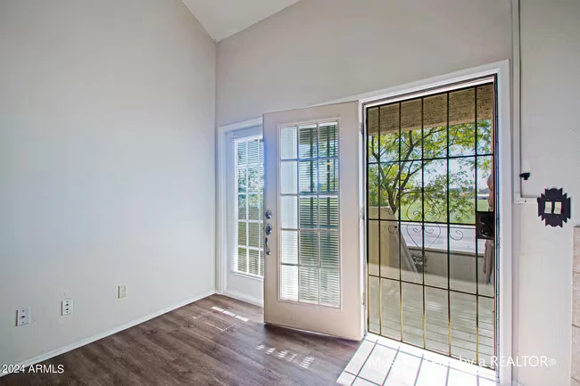 30 E Brown Rd Mesa, AZ 85201 photo 3