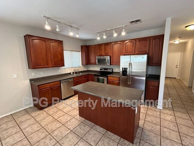 16131 W Port Royale Ln Surprise, AZ 85379 photo 2