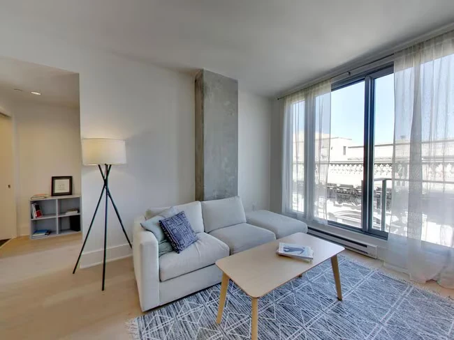 Condos on Market St. · San Francisco photo 5