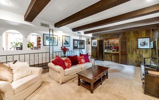 6330 E Bar Z Ln Paradise Valley, AZ 85253 photo 4