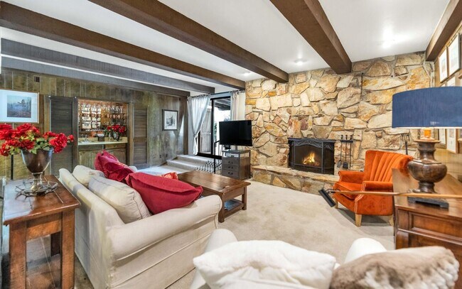 6330 E Bar Z Ln Paradise Valley, AZ 85253 photo 3