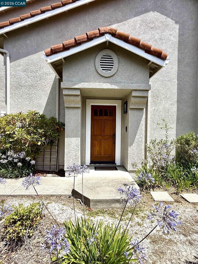 365 Bellflower Dr San Ramon, CA 94582 photo 3