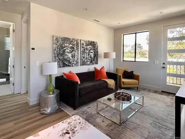 8168 Paseo Del Ocaso San Diego, CA 92037 photo 4