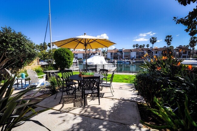 13 Port of Spain Rd Coronado, CA 92118 photo 3