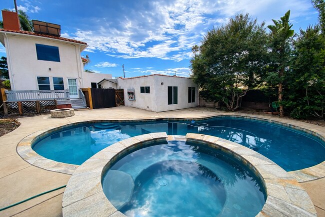 4841 Art St San Diego, CA 92115