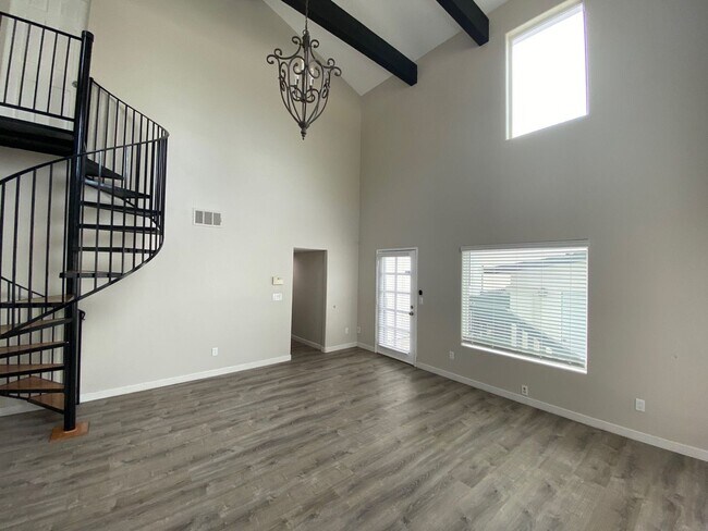 4841 Art St San Diego, CA 92115 photo 5