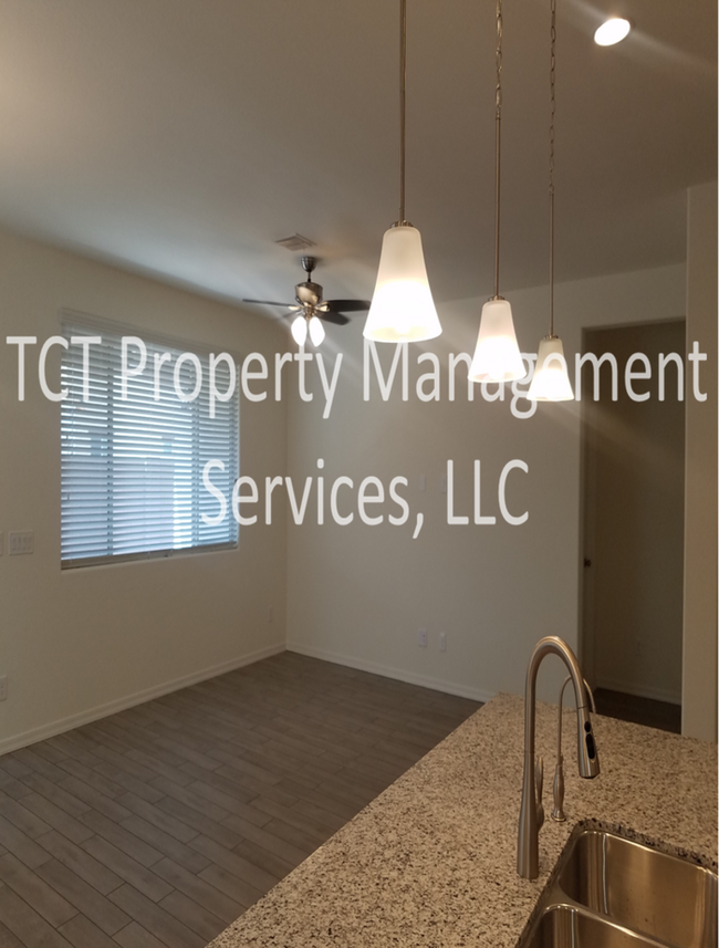 4229 W Coles Rd Phoenix, AZ 85339 photo 4