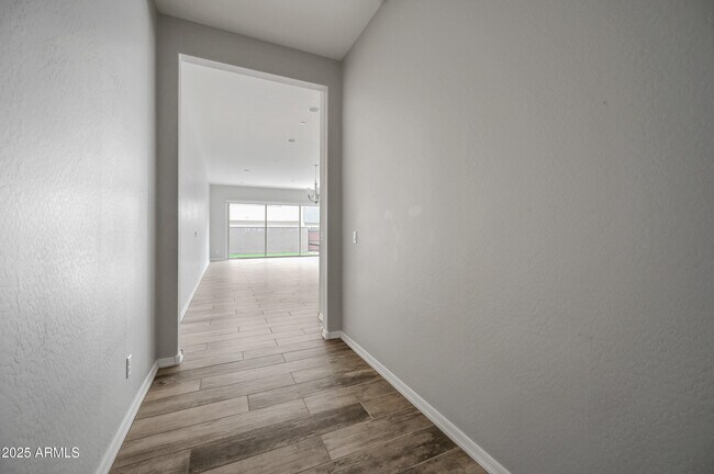 1957 W Kinfield Trail Phoenix, AZ 85085 photo 5