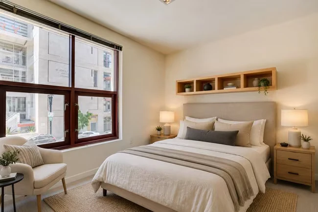 1150 J St San Diego, CA 92101 photo 3