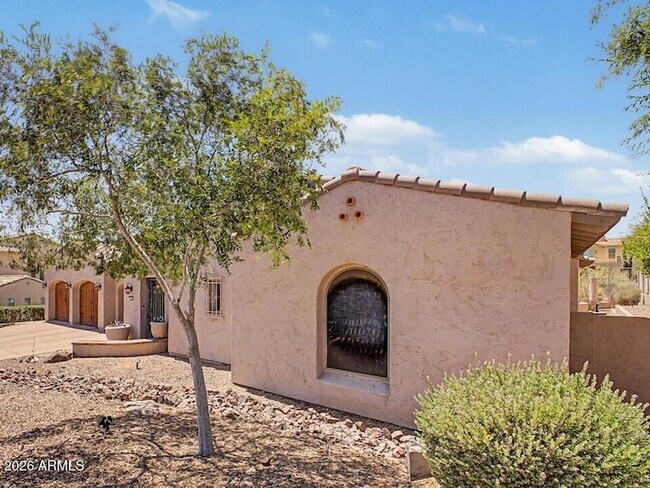 2316 W Villa Cassandra Dr Phoenix, AZ 85086 photo 2