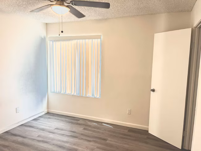 7111 Waite Dr La Mesa, CA 91941 photo 2