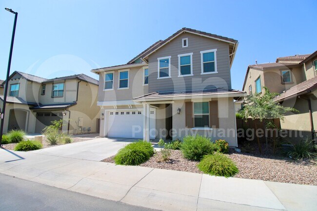 1045 E Thompson Way Chandler, AZ 85286 photo 2