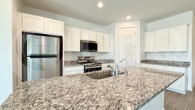 11225 E Ulysses Ave Mesa, AZ 85212 photo 3
