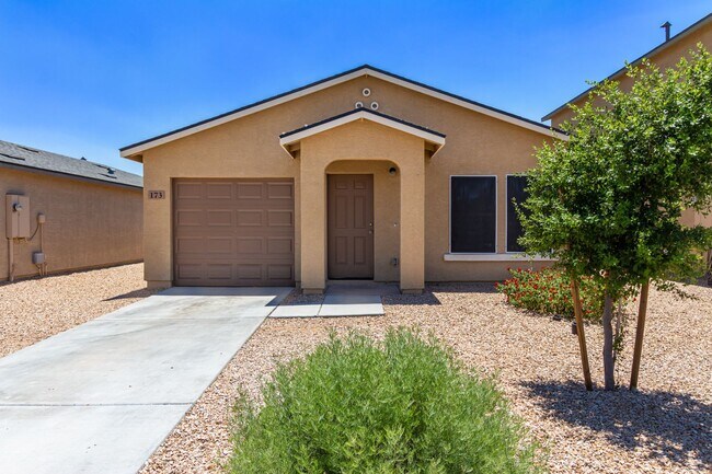 173 E Douglas Ave Coolidge, AZ 85128 photo 2