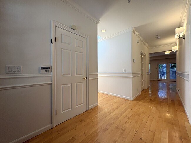 618 17th Ave Menlo Park, CA 94025 photo 5
