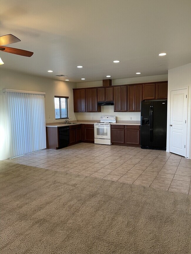 12976 N 88th Ln Peoria, AZ 85381 photo 2
