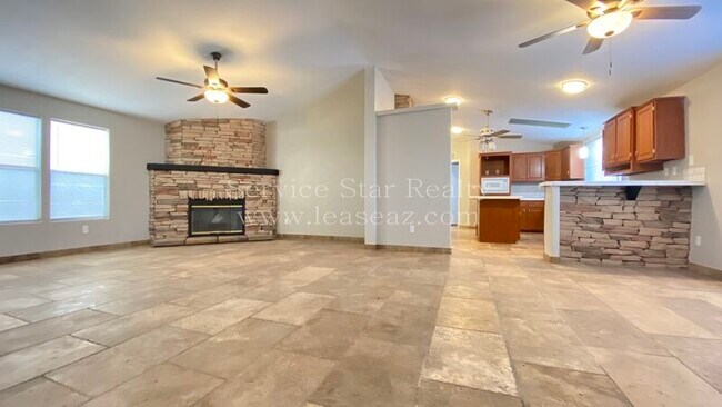 18143 W Morning Vista Ln Surprise, AZ 85387 photo 5