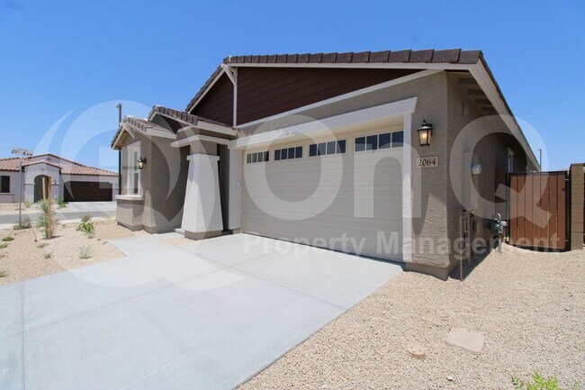 2064 W Sienna Bouquet Pl Phoenix, AZ 85085 photo 2