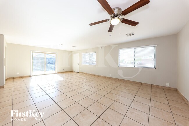 14623 N 32nd Pl Phoenix, AZ 85032 photo 4