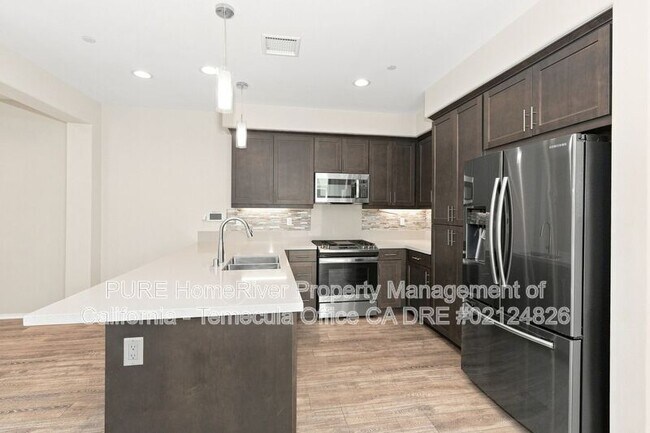 45576 Calle Luna Temecula, CA 92592 photo 2