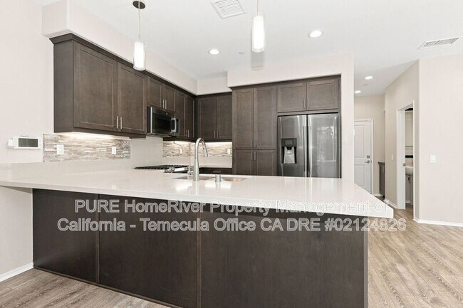 45576 Calle Luna Temecula, CA 92592 photo 3