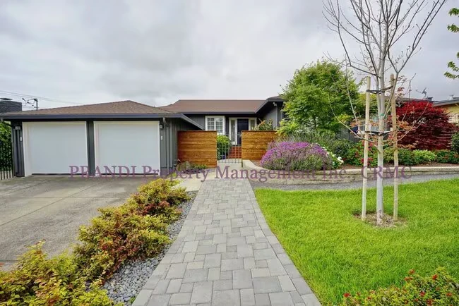 51 Locksly Ln photo 3