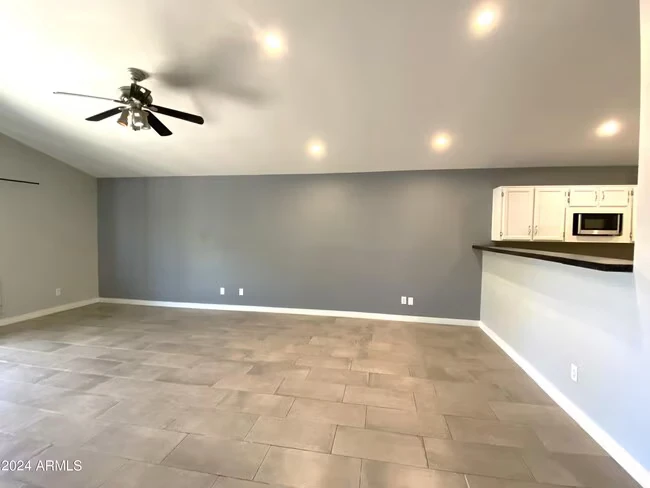 1365 N 87th St Scottsdale, AZ 85257 photo 3