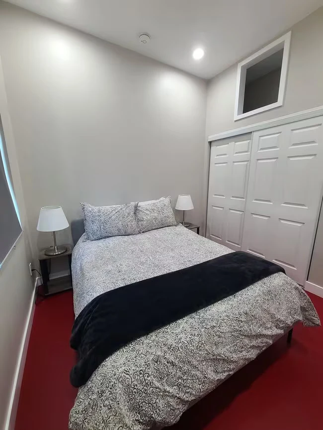 4745 Orten St San Diego, CA 92110 photo 3