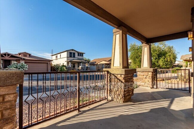 1457 W Flamingo Dr Chandler, AZ 85286 photo 4