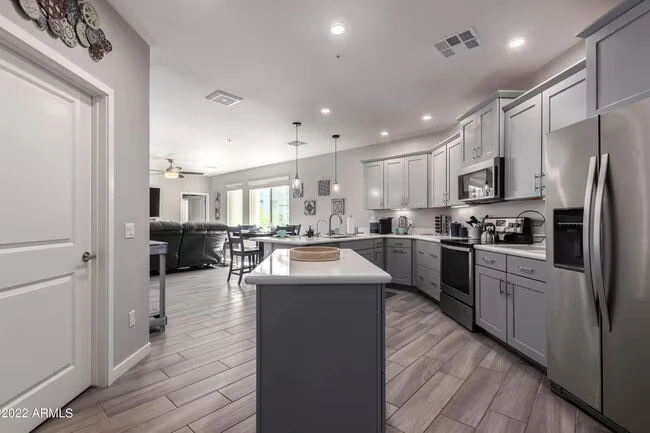 2511 W Queen Creek Rd Chandler, AZ 85248 photo 3