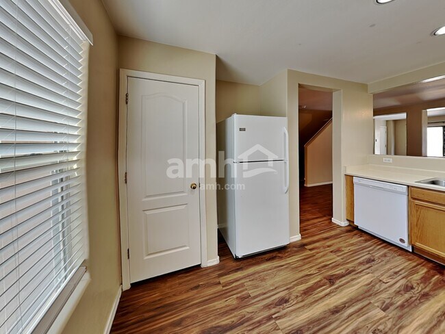 18522 W Legend Dr Surprise, AZ 85374 photo 5