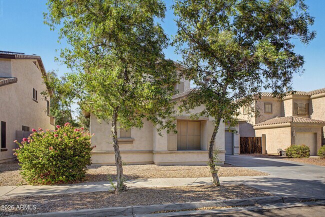 17446 W Yavapai St Goodyear, AZ 85338 photo 2