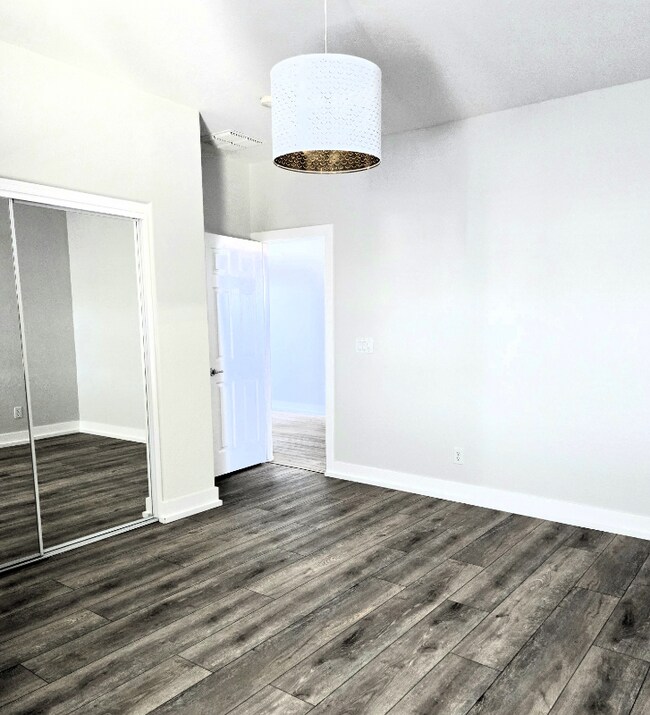 2320 W Forest Pleasant Pl Phoenix, AZ 85085 photo 3